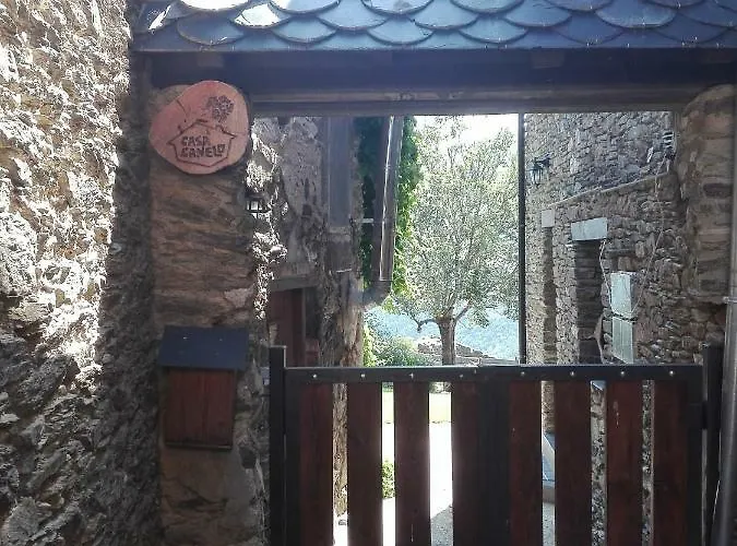 Refugi Casa Canelo Rodes
