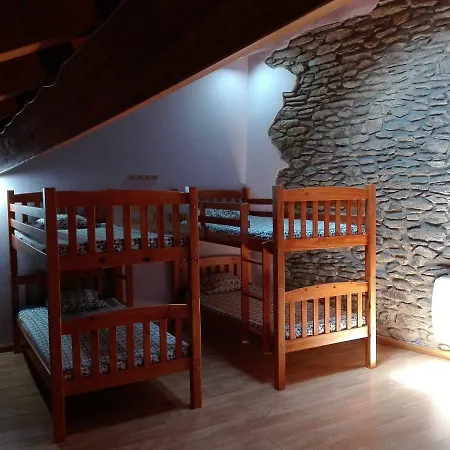 Refugi Casa Canelo Rodes